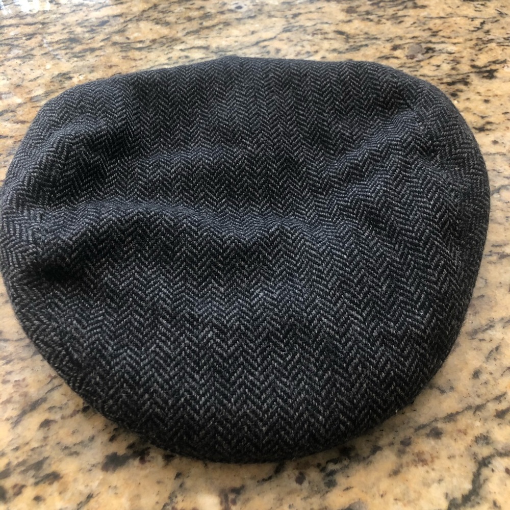 Brooks Brothers 346 Charcoal Newsboy Cap